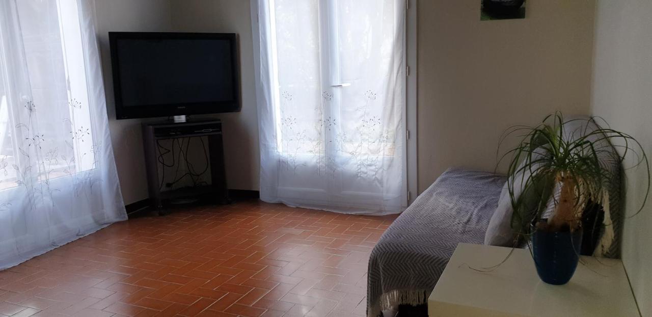 Apartmán Location Saisonniere Coursan Exteriér fotografie