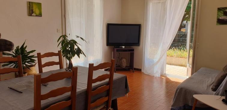 Apartmán Location Saisonniere Coursan Exteriér fotografie