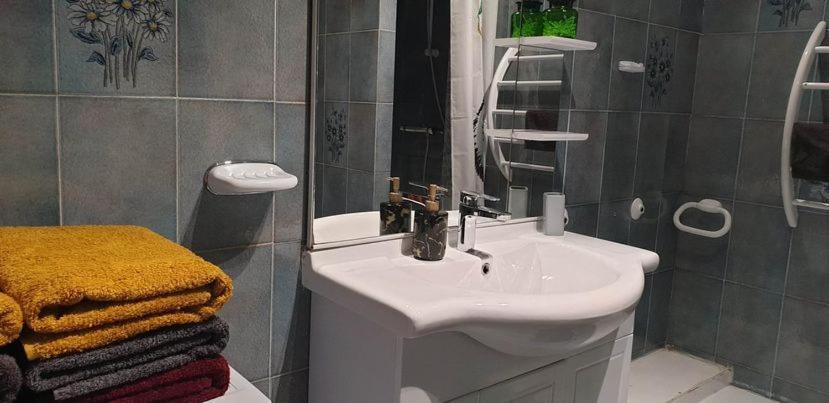 Apartmán Location Saisonniere Coursan Exteriér fotografie